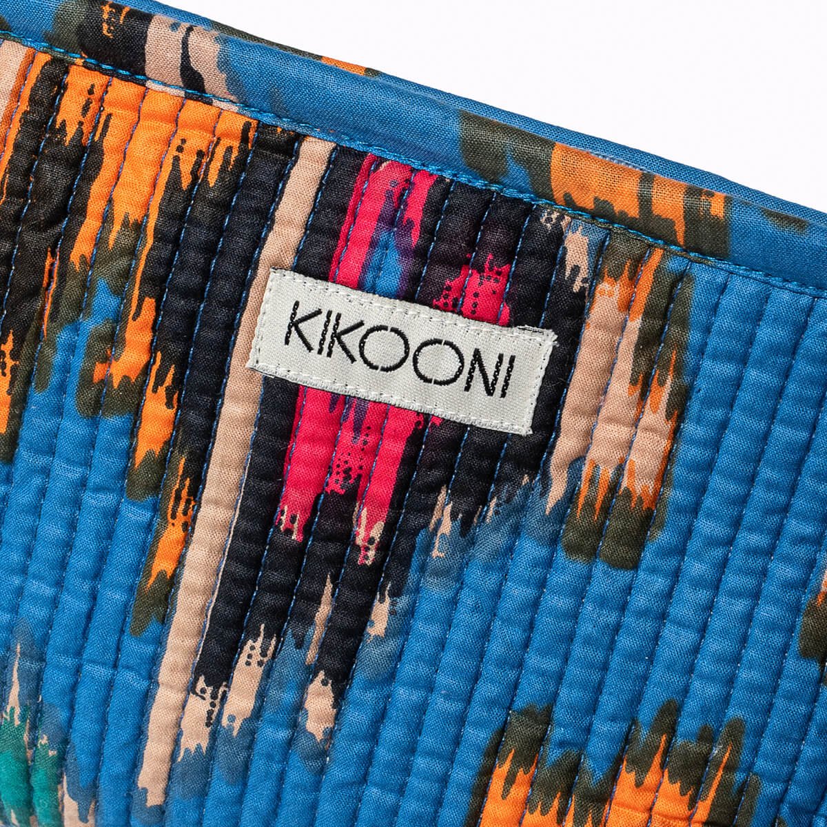 KIKOONI Toilettas "Blue Ikat" - Small