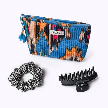 KIKOONI Handgemaakte Everyday toilettas "Blue Ikat"
