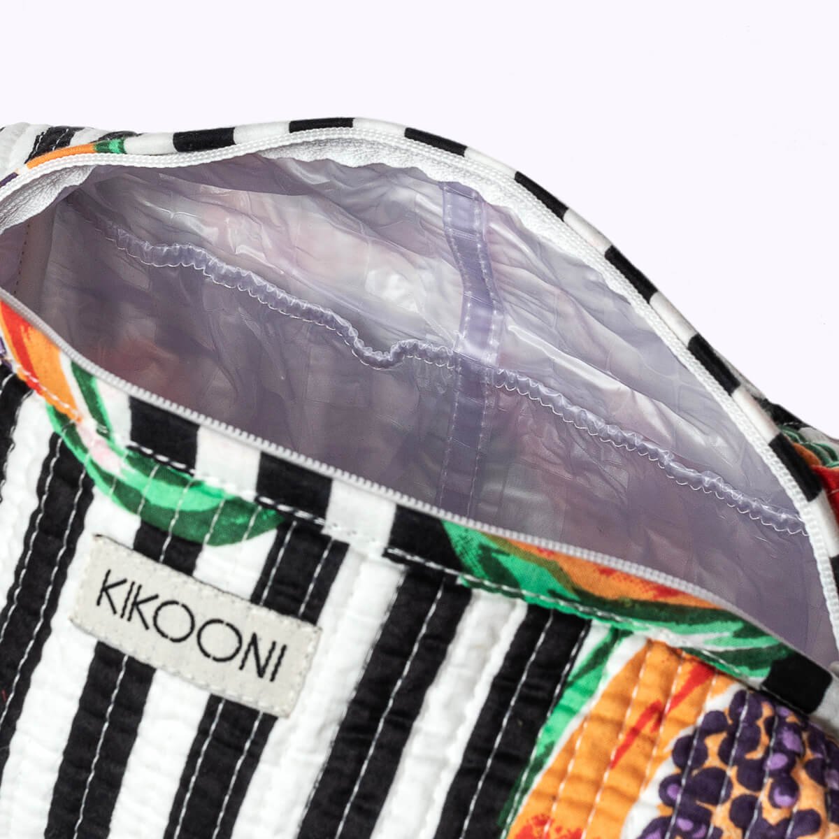 KIKOONI Handgemaakte toilettas "We Are Daddled"