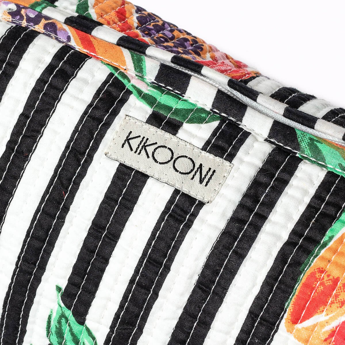 KIKOONI Handgemaakte toilettas "We Are Daddled"