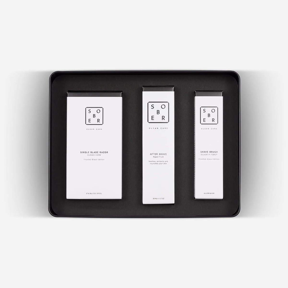 Sober scheerproducten set met single blade razor, after shave en scheerkwast in zwart geschenkdoos