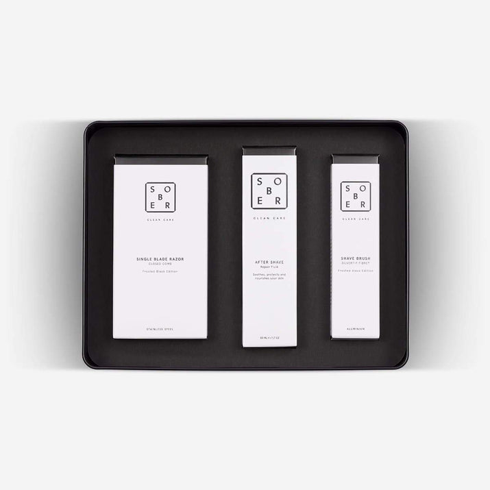 Sober scheerproducten set met single blade razor, after shave en scheerkwast in zwart geschenkdoos