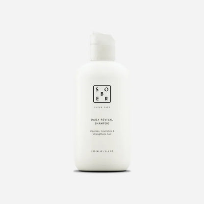 Sober Clean Care Daily Revival Shampoo fles 250 ml, voedt en versterkt haar, witte achtergrond