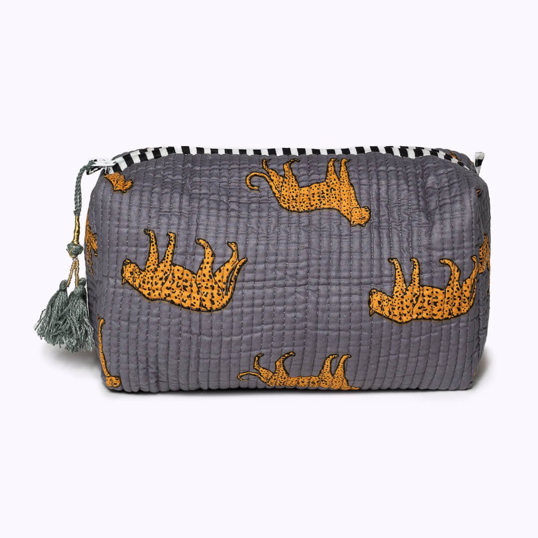 KIKOONI Handgemaakte Toilettas "Gray Leopard"