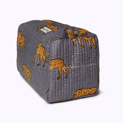 KIKOONI Handgemaakte Toilettas "Gray Leopard"